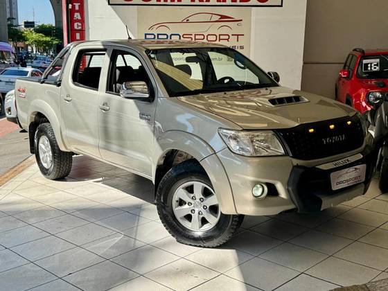 TOYOTA HILUX 3.0 SRV 4X4 CD 16V TURBO INTERCOOLER DIESEL 4P AUTOMÁTICO